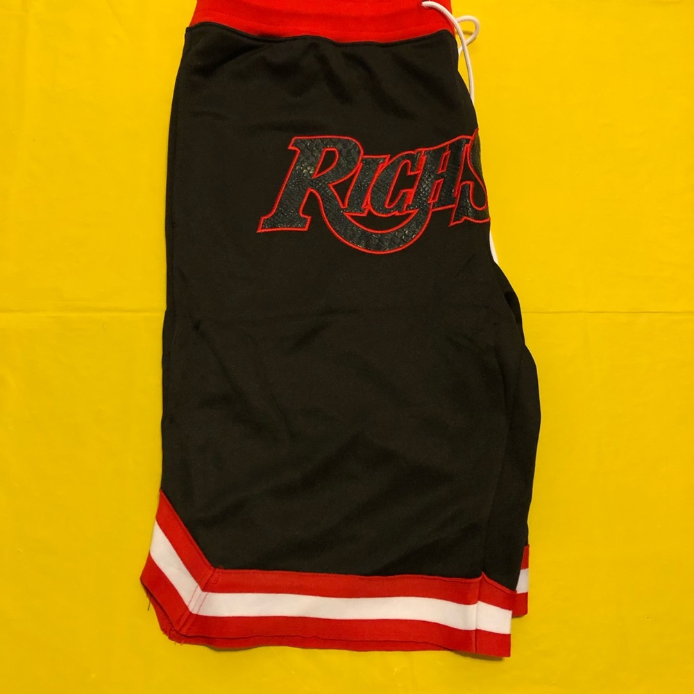 Pants - Picture 3 of 4